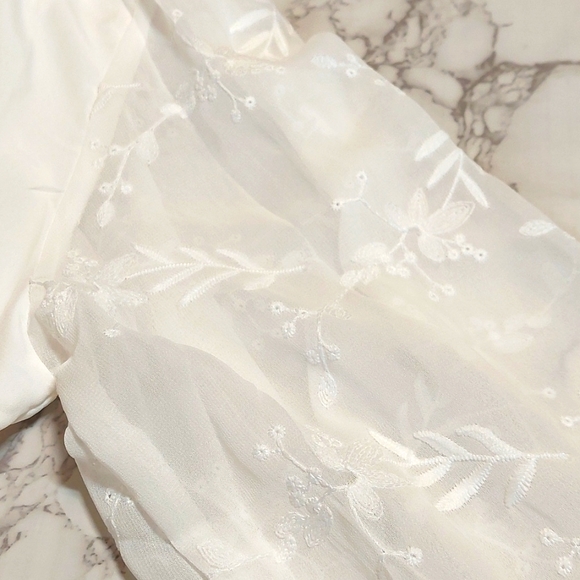 NWT Soft Surroundings white balloon sleeve Lorenzo blouse, size S - Picture 9 of 9